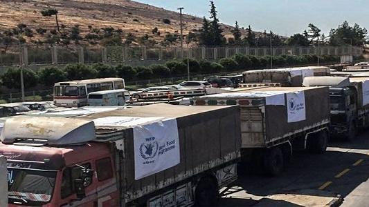 دخول 43 شاحنة مساعدات إنسانية لمناطق شمال غربي سورية