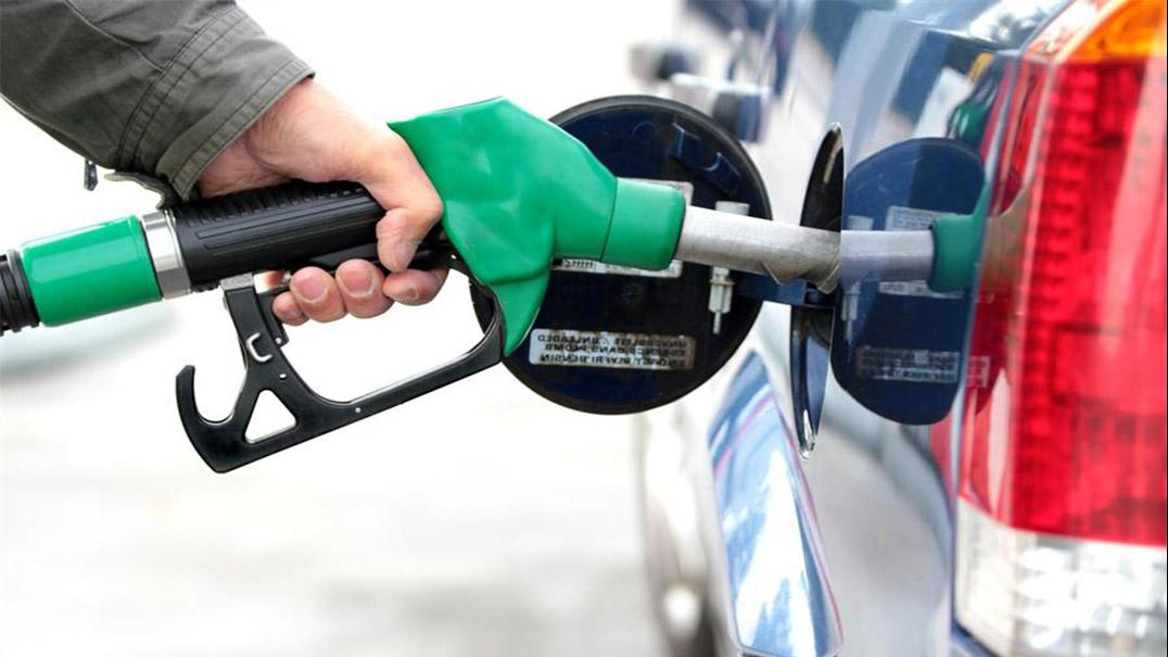 حماية المستهلك ترفع سعر البنزين