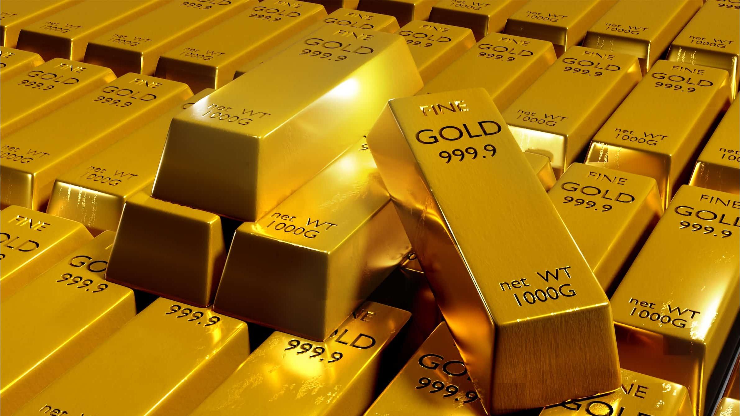 الذهب يرتفع عالمياً لأعلى مستوى في شهر
