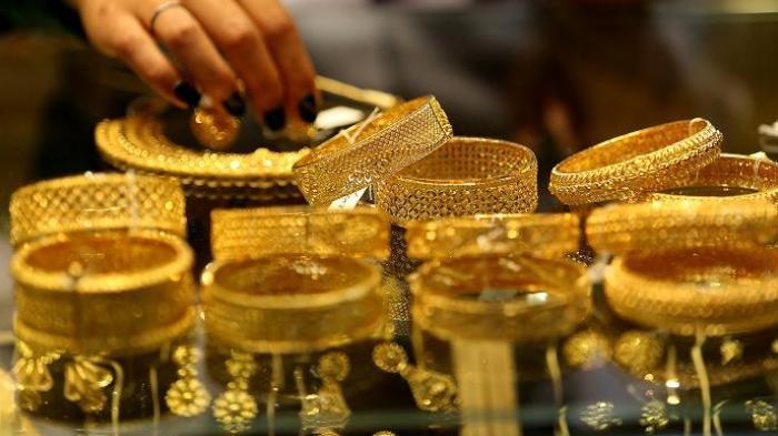 غرام الذهب يرتفع محلياً عشرين ألف ليرة، ويبلغ أعلى مستوى له عالمياً