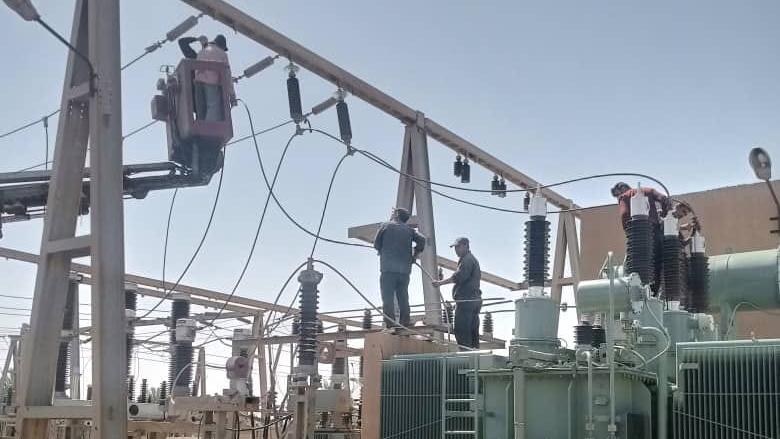 وزارة الكهرباء ترفع الاستطاعة الكهربائية في دير الزور بكلفة ١٤ مليار ليرة