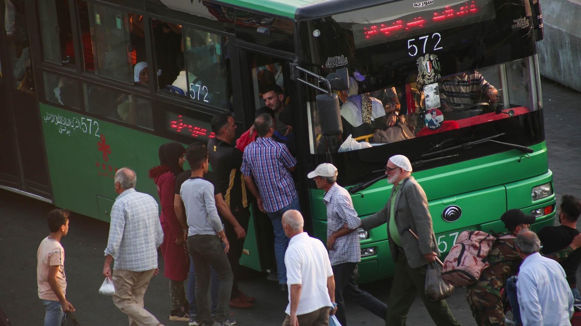 هل يمكن الاستعاضة بباصات كهرباء عن السرافيس في دمشق؟ 