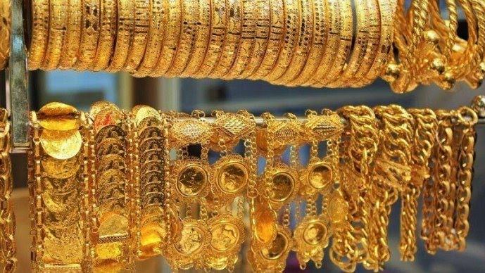 غرام الذهب يقارب المليون ليرة لأول مرة 