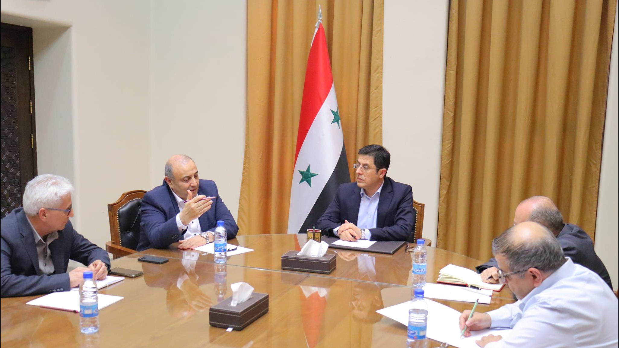 وزير الصحة يناقش وضع خطة عمل مشتركة مع ممثل شبكة الآغا خان للتنمية في سورية