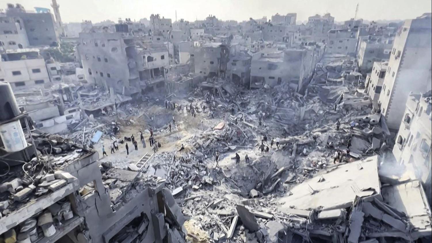 الصحة في غزة: الاحتلال ارتكب 3 مجازر في قطاع غزة خلال الساعات الـ 24 الماضية