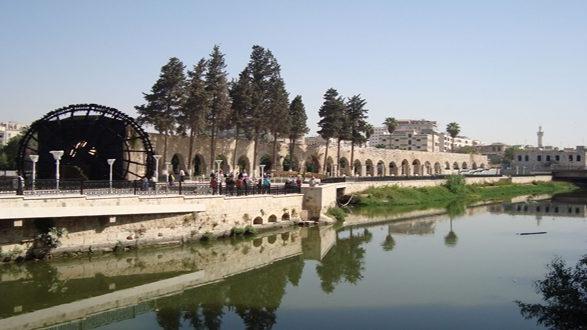 حماة: ضبط شخصين يتاجران بالمحروقات، وعودة ضخ مياه الشرب لمدينتي حماة وسلمية