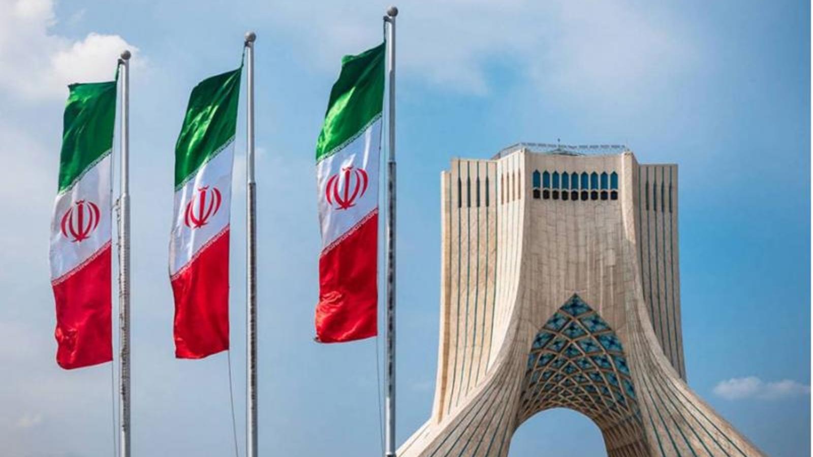 الخارجية الإيرانية تفرض عقوبات على على شخصيات وشركات أمريكية داعمة لكيان الاحتلال