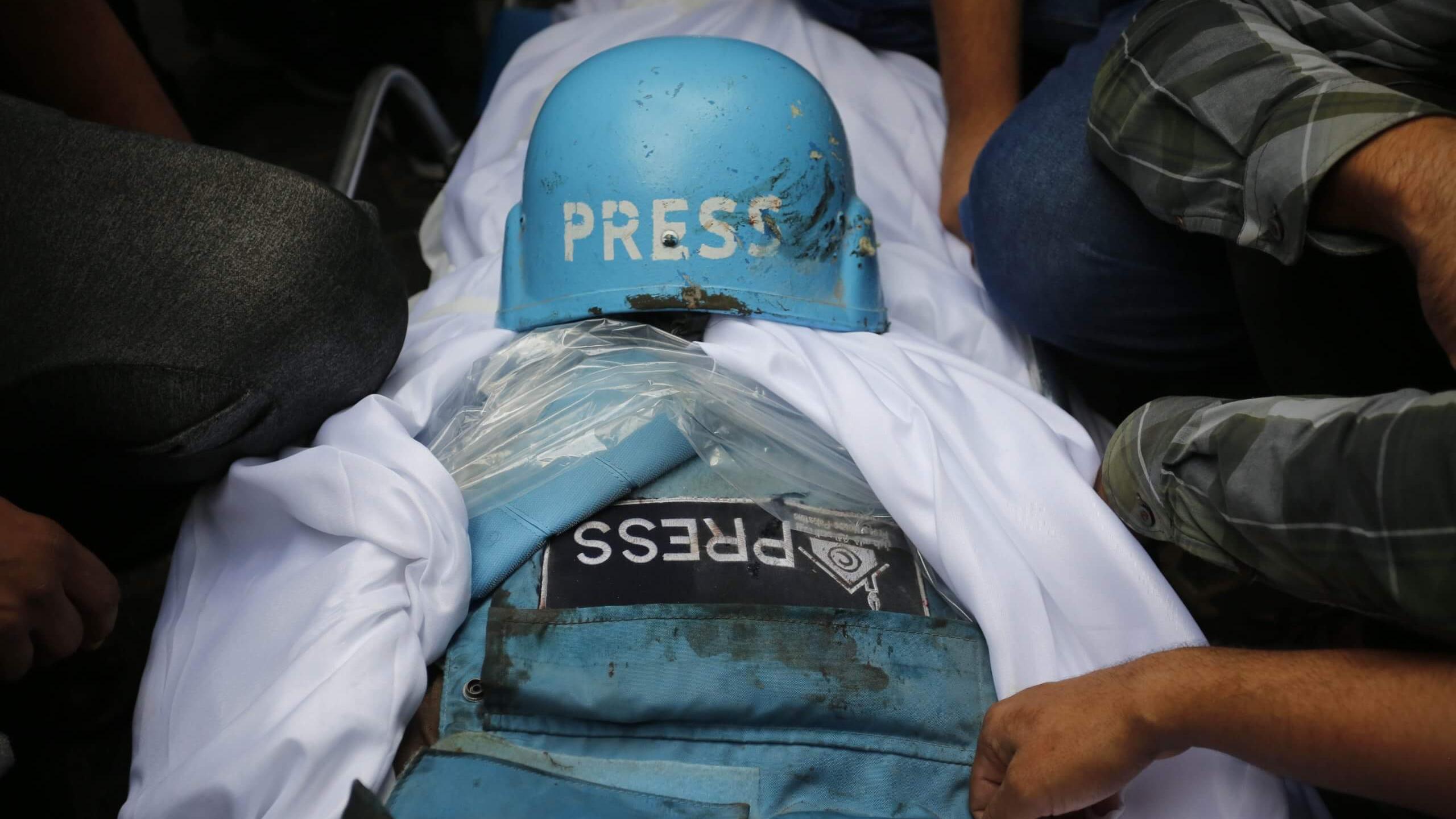 141 صحفياً شهيداً في غزة إضافة لـ 33 عائلة من ذوي الصحفيين