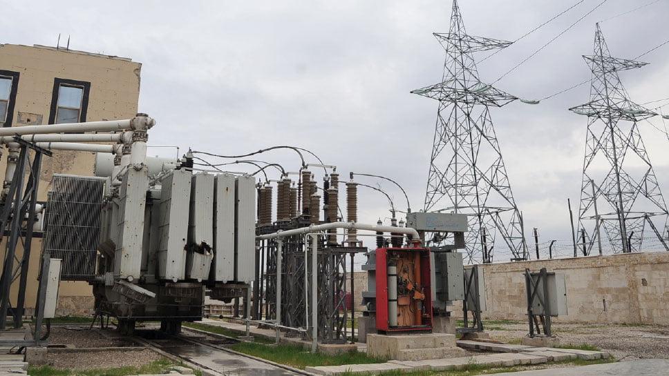 انقطاعات طويلة للمياه في اللاذقية.. وواقع الكهرباء يؤثر على التزويد 
