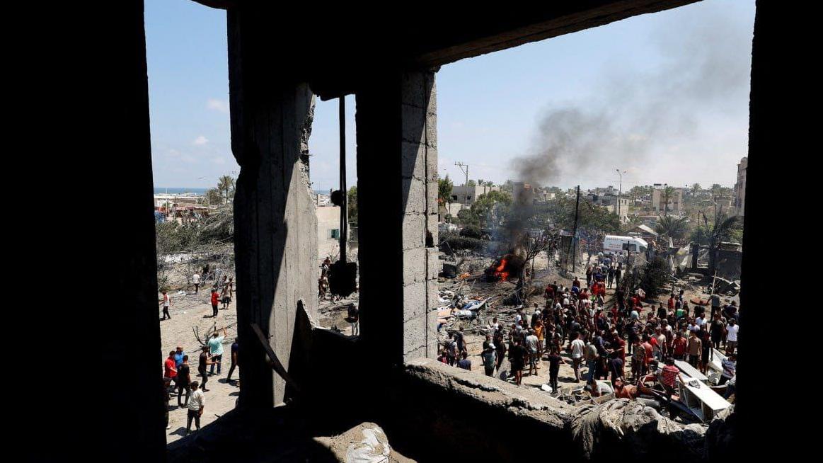 عشرات الشهداء والجرحى جراء تواصل العدوان في غزة