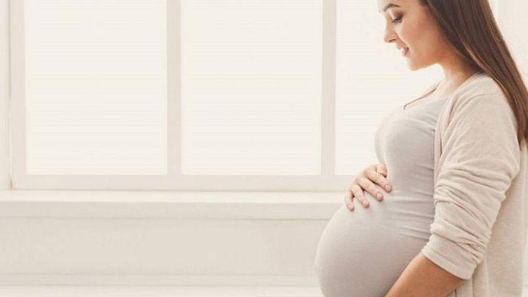 نصائح بسيطة لمنع علامات تمدد بطن الحامل