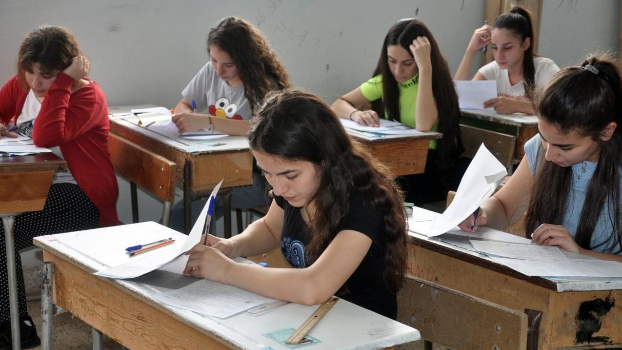 أكثر من 180 ألف طالب وطالبة يبدأون تقديم امتحانات الدورة الثانية للشهادة الثانوية بمختلف فروعها